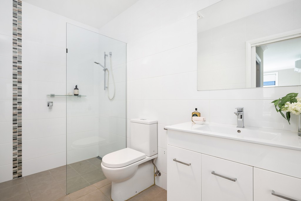 18 Bartlett Street, Orange NSW 2800 - photo 11
