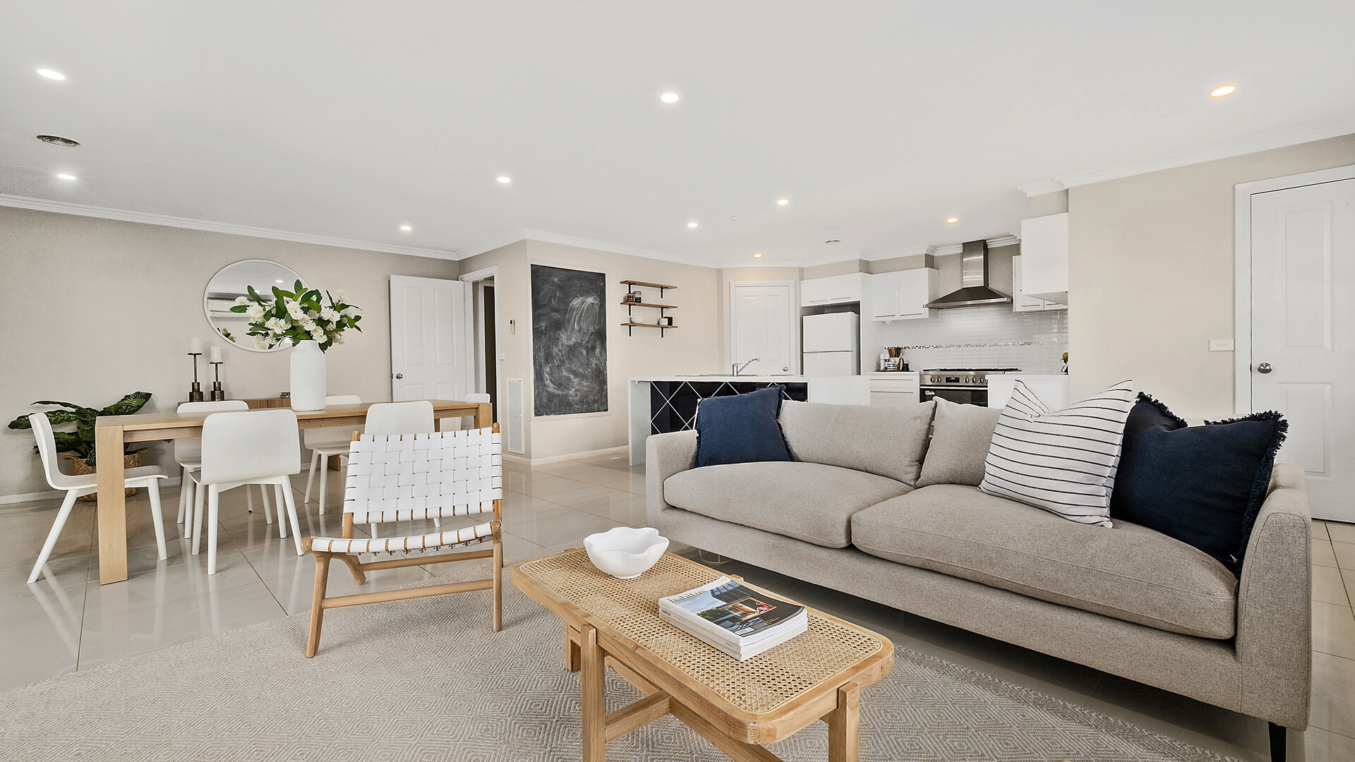 12 McCarron Place, Orange NSW 2800 - photo 2