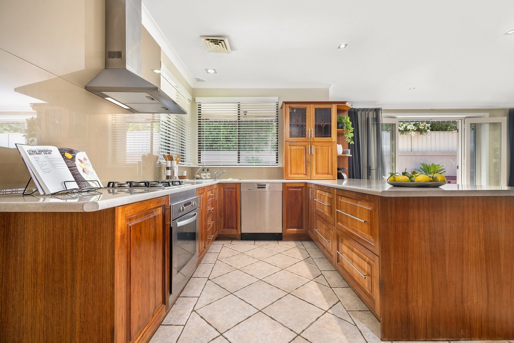 3 Parnoo Place, Orange NSW 2800 - photo 4