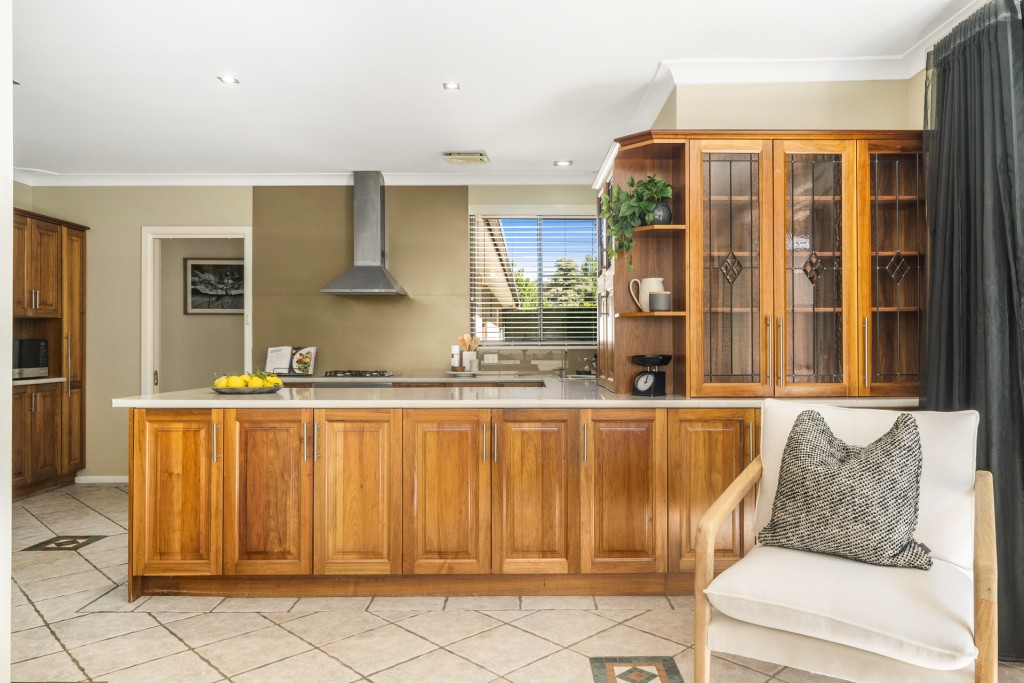 3 Parnoo Place, Orange NSW 2800 - photo 5