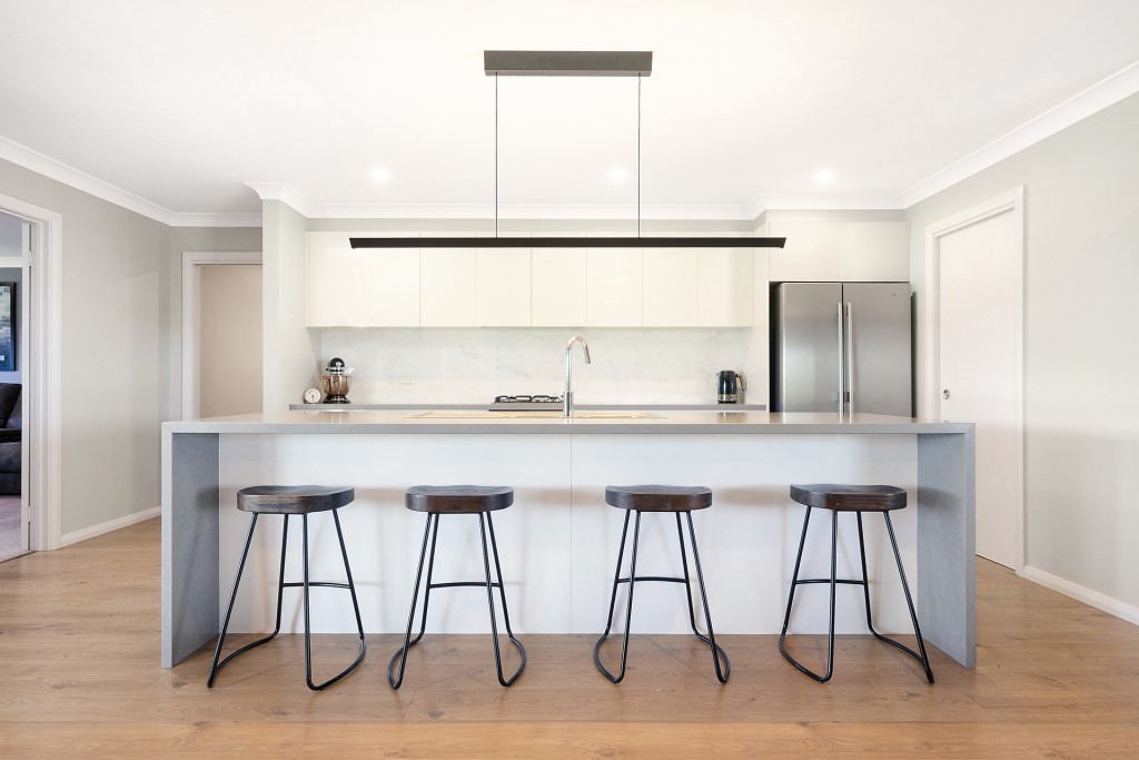 43 Lombardy Way, Orange NSW 2800 - photo 2