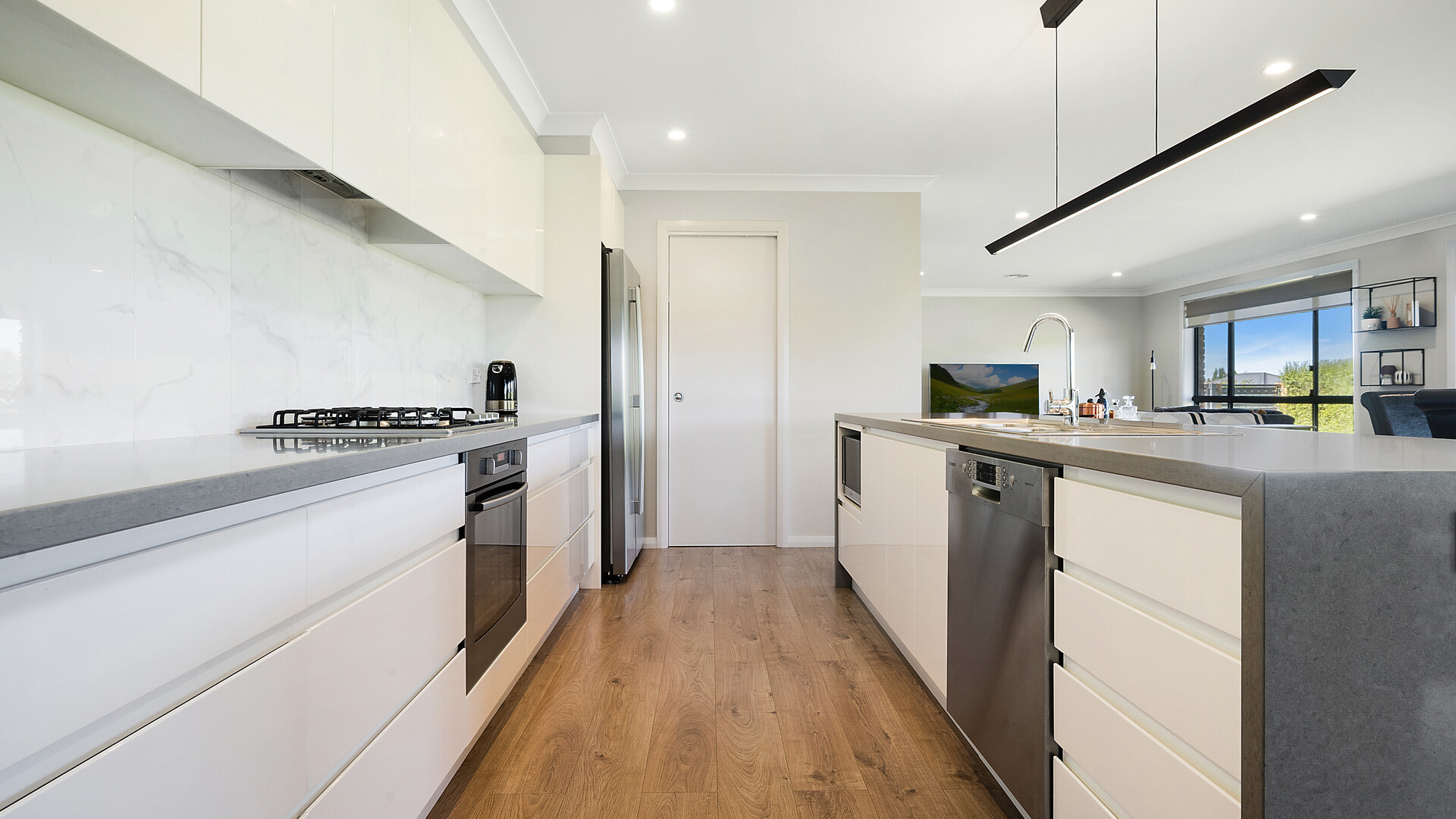 43 Lombardy Way, Orange NSW 2800 - photo 16