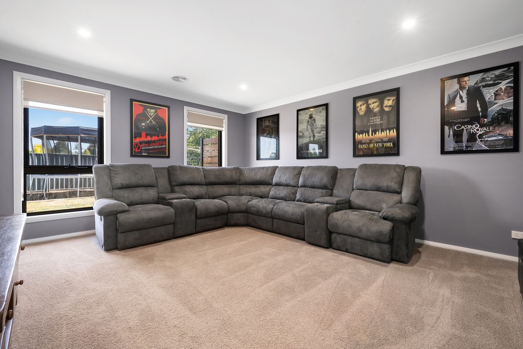 43 Lombardy Way, Orange NSW 2800 - photo 18