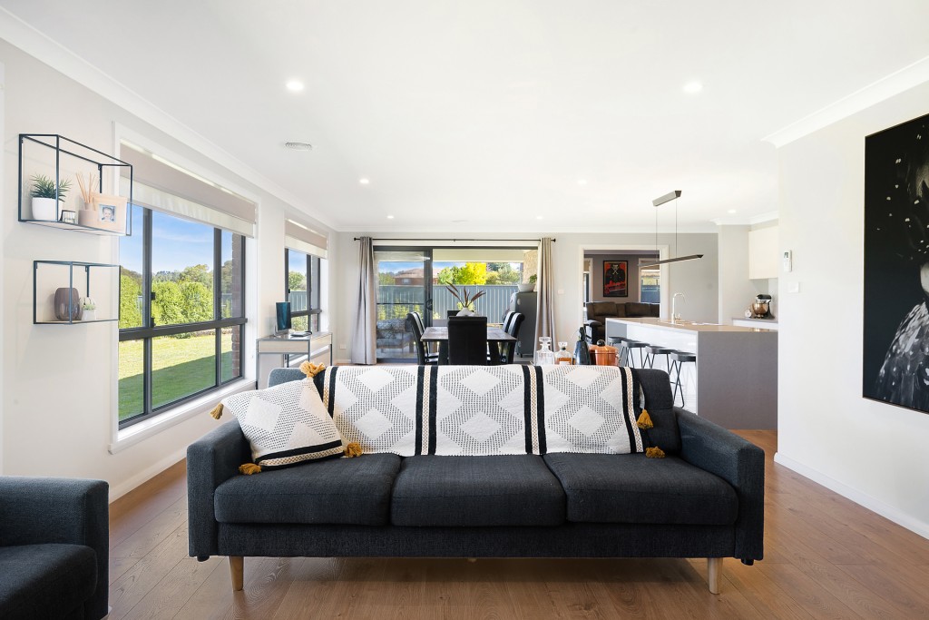 43 Lombardy Way, Orange NSW 2800 - photo 19