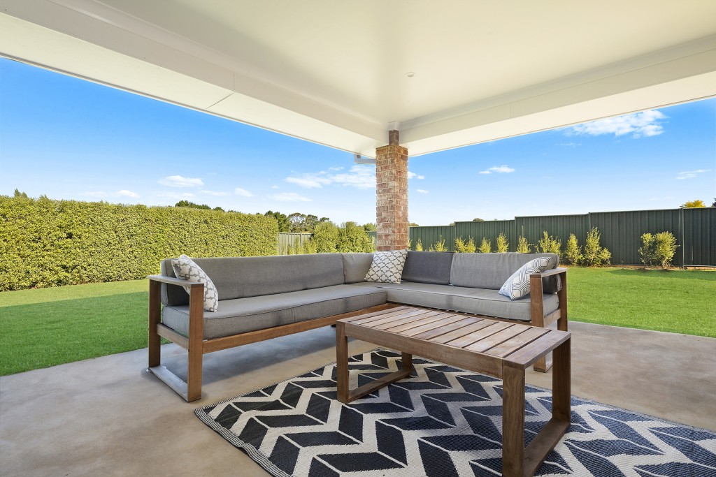 43 Lombardy Way, Orange NSW 2800 - photo 22