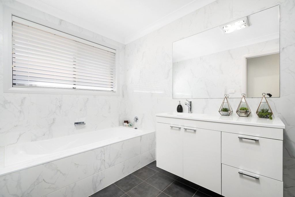 43 Lombardy Way, Orange NSW 2800 - photo 6