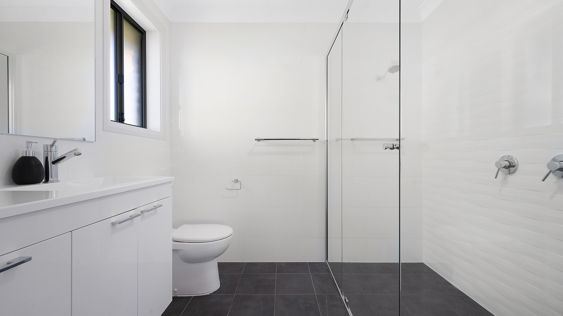 43 Lombardy Way, Orange NSW 2800 - photo 10