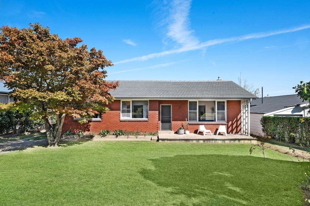 9 Pirinari Place, Orange NSW 2800 - McGrath Central West