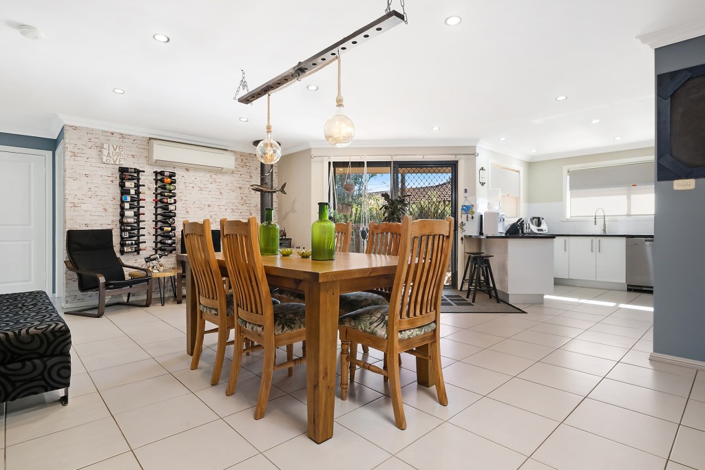 11 Elizabeth Street, Spring Hill NSW 2800 - photo 4