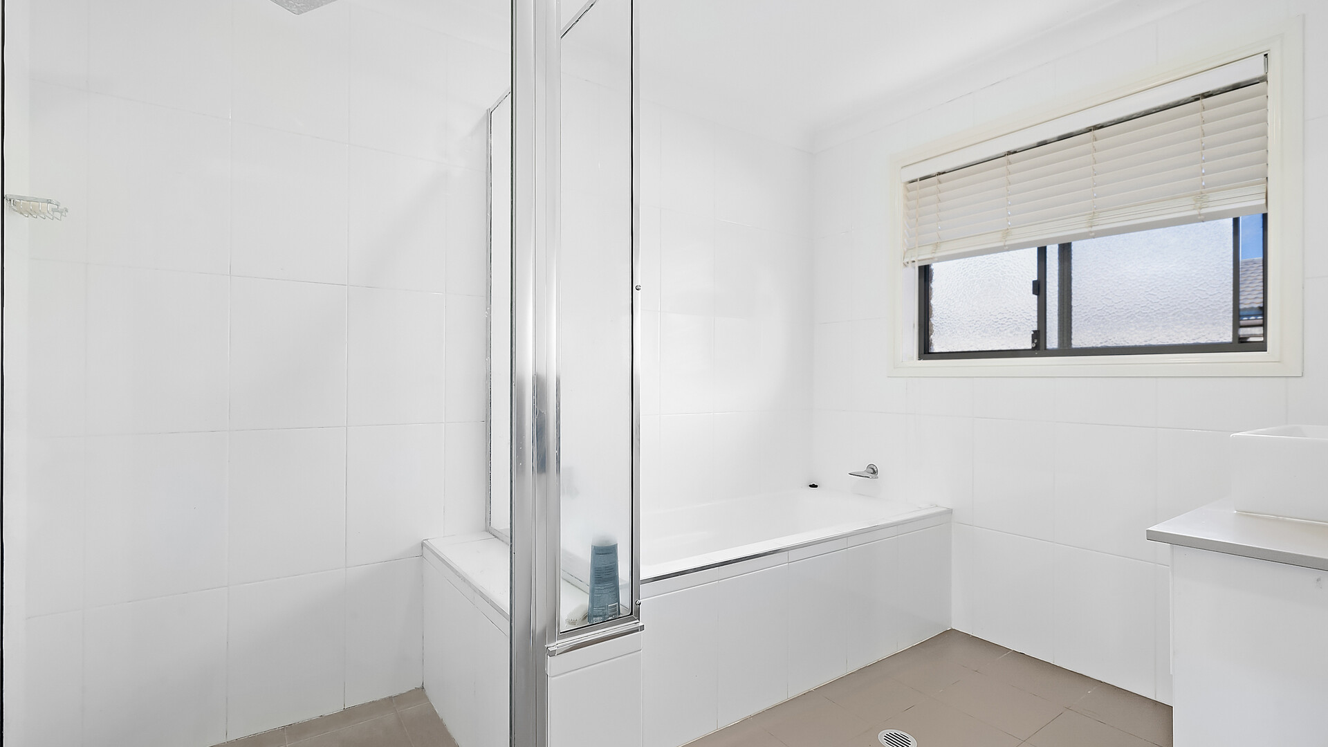 11 Elizabeth Street, Spring Hill NSW 2800 - photo 7