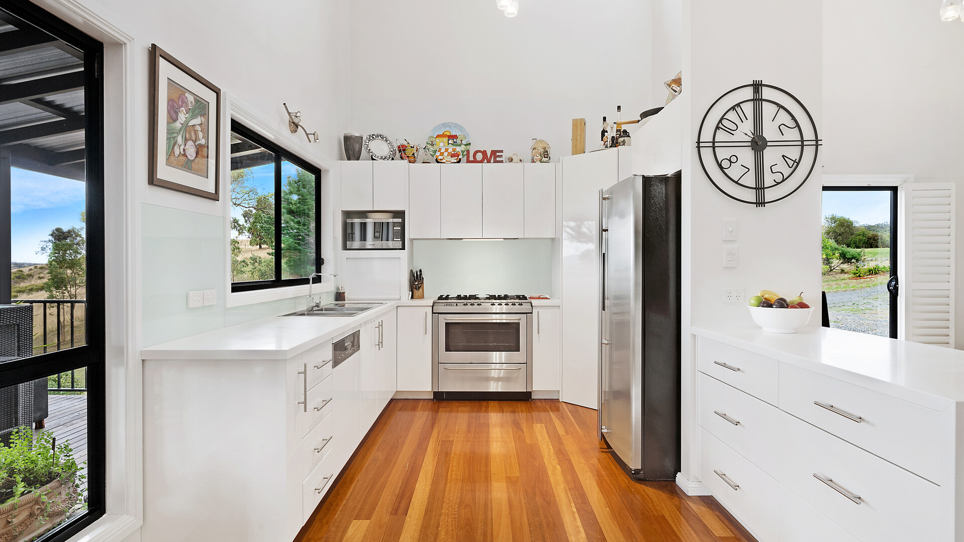 6 Brumbys Run, Orange NSW 2800 - photo 2