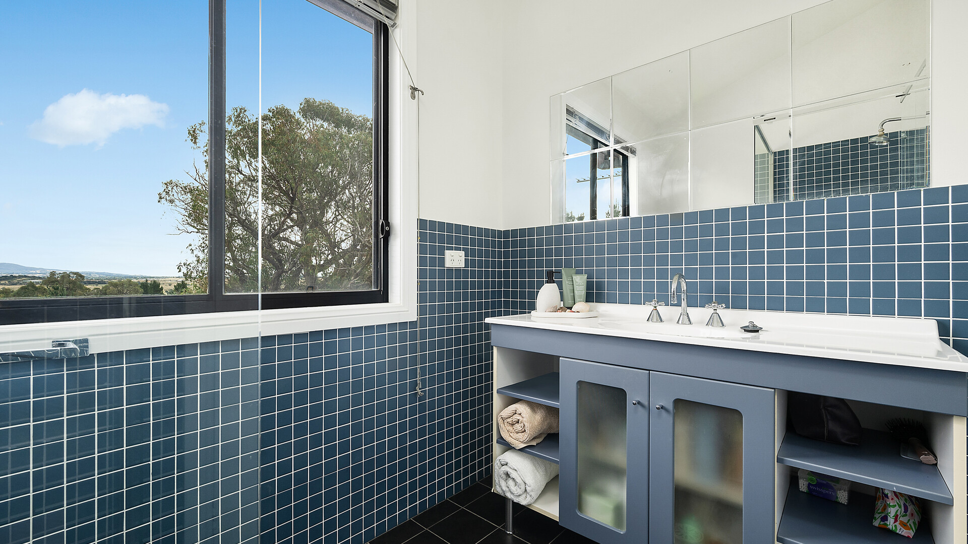 6 Brumbys Run, Orange NSW 2800 - photo 12