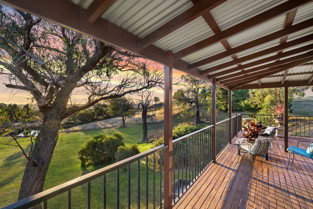 6 Brumbys Run, Orange NSW 2800 - photo 18
