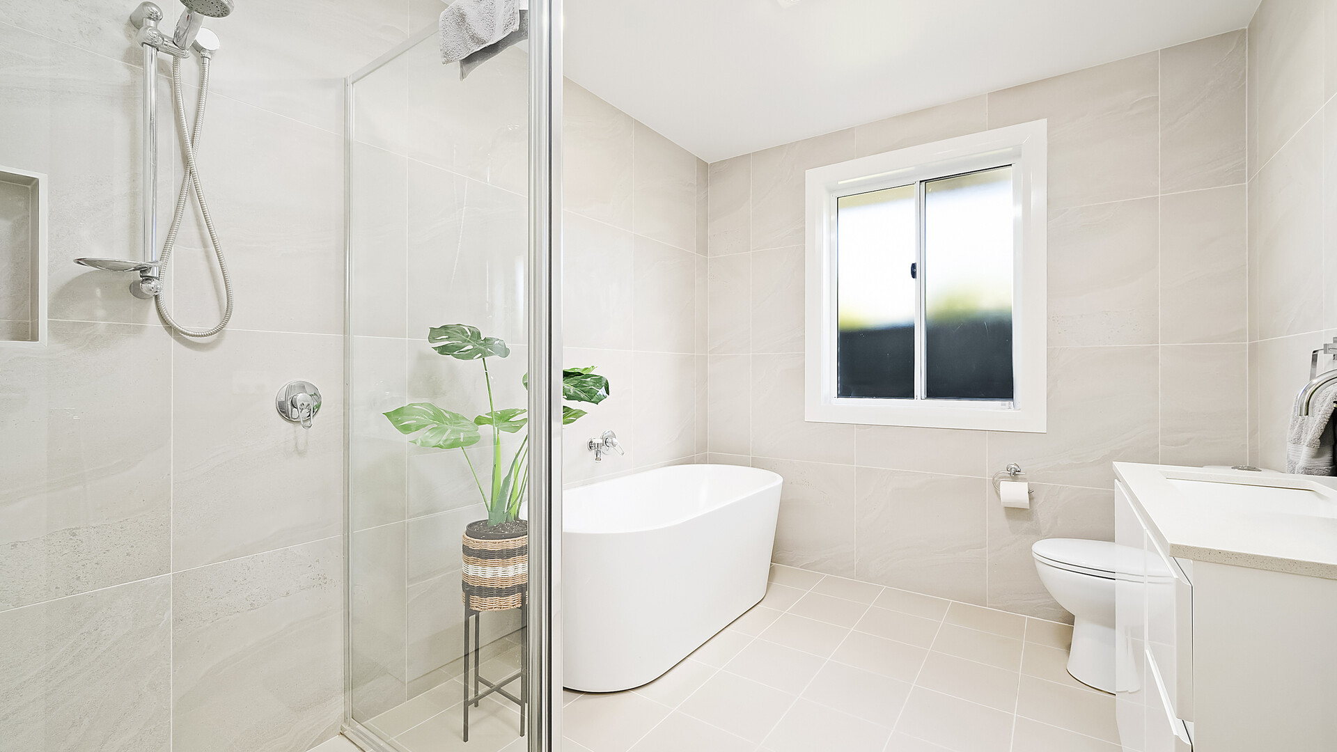 5 Lily Pilly Place, Orange NSW 2800 - photo 4