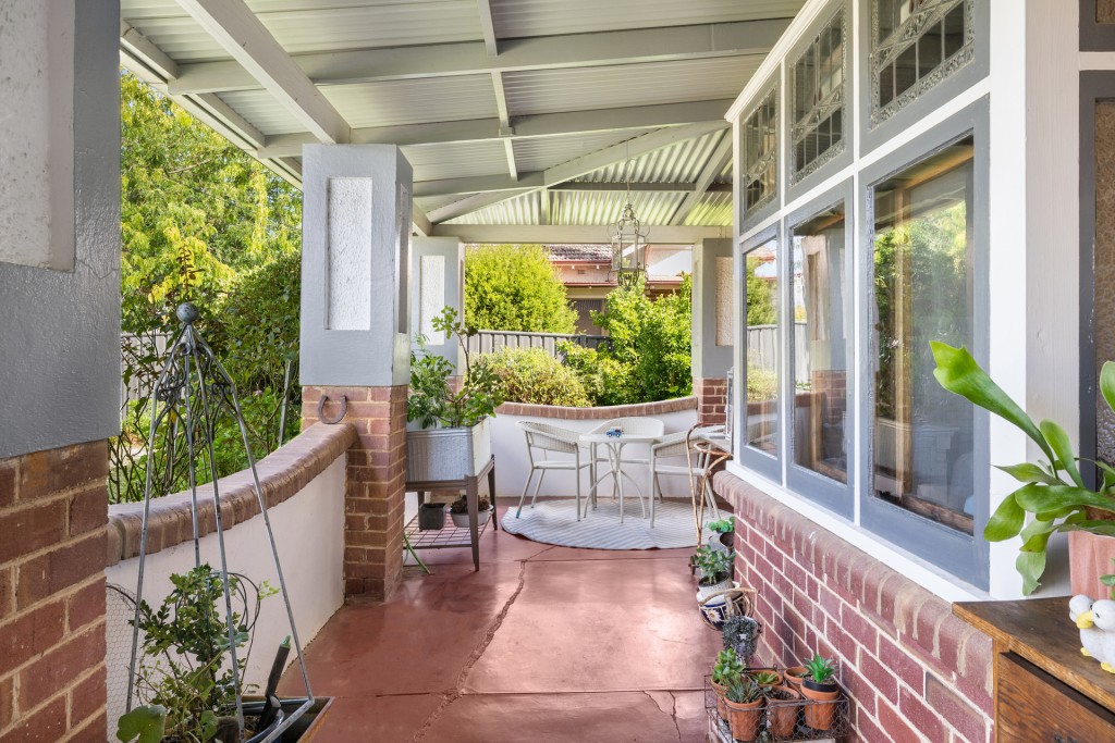 25 Belmore Street, Canowindra NSW 2804 - photo 2