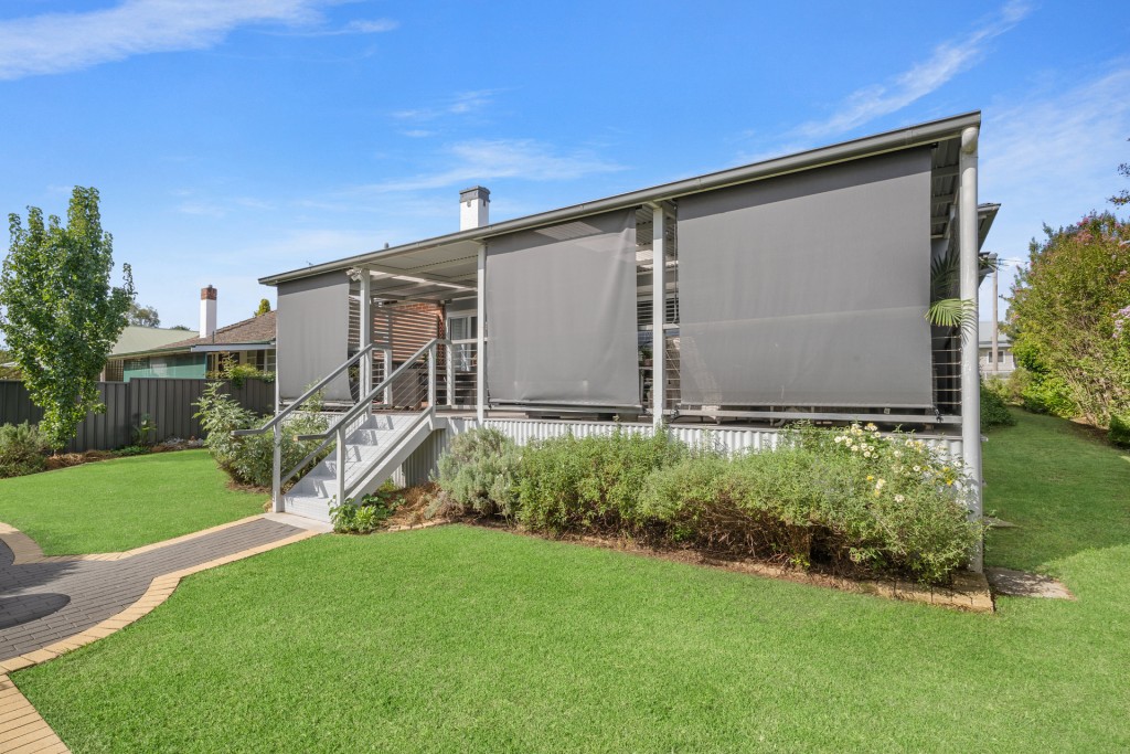 25 Belmore Street, Canowindra NSW 2804 - photo 16
