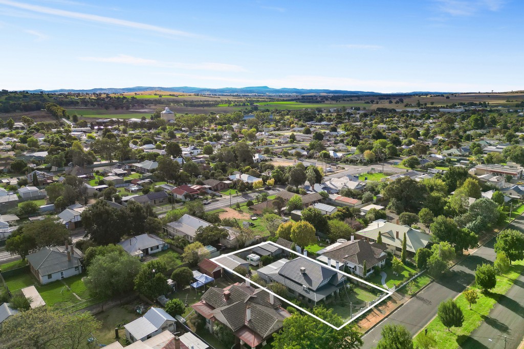 25 Belmore Street, Canowindra NSW 2804 - photo 21