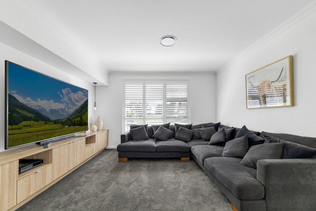 18 Roseteague Way, Orange NSW 2800 - photo 8