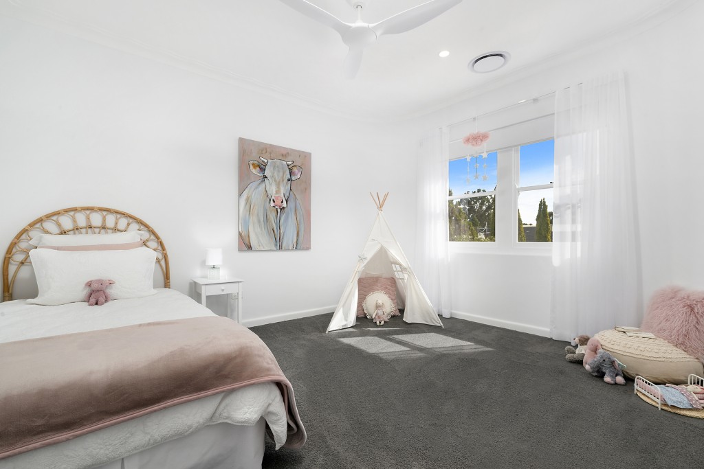 9 Barrett Street, Orange NSW 2800 - photo 10