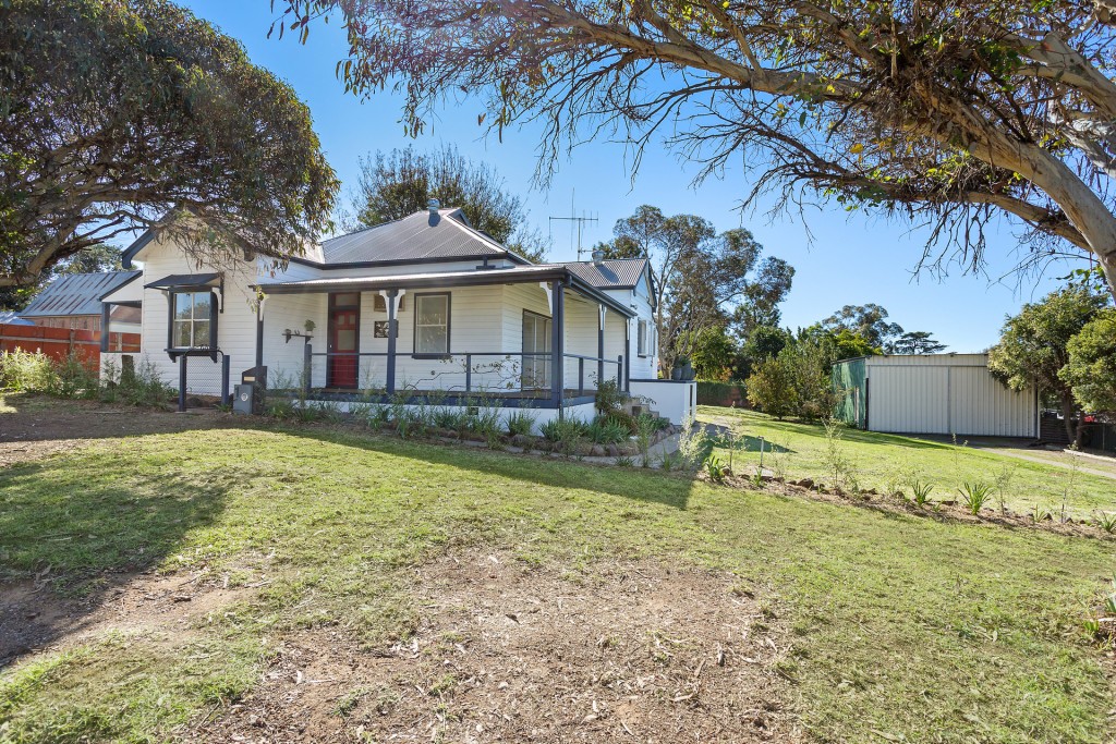 1 Church Street, Canowindra NSW 2804 - photo 2