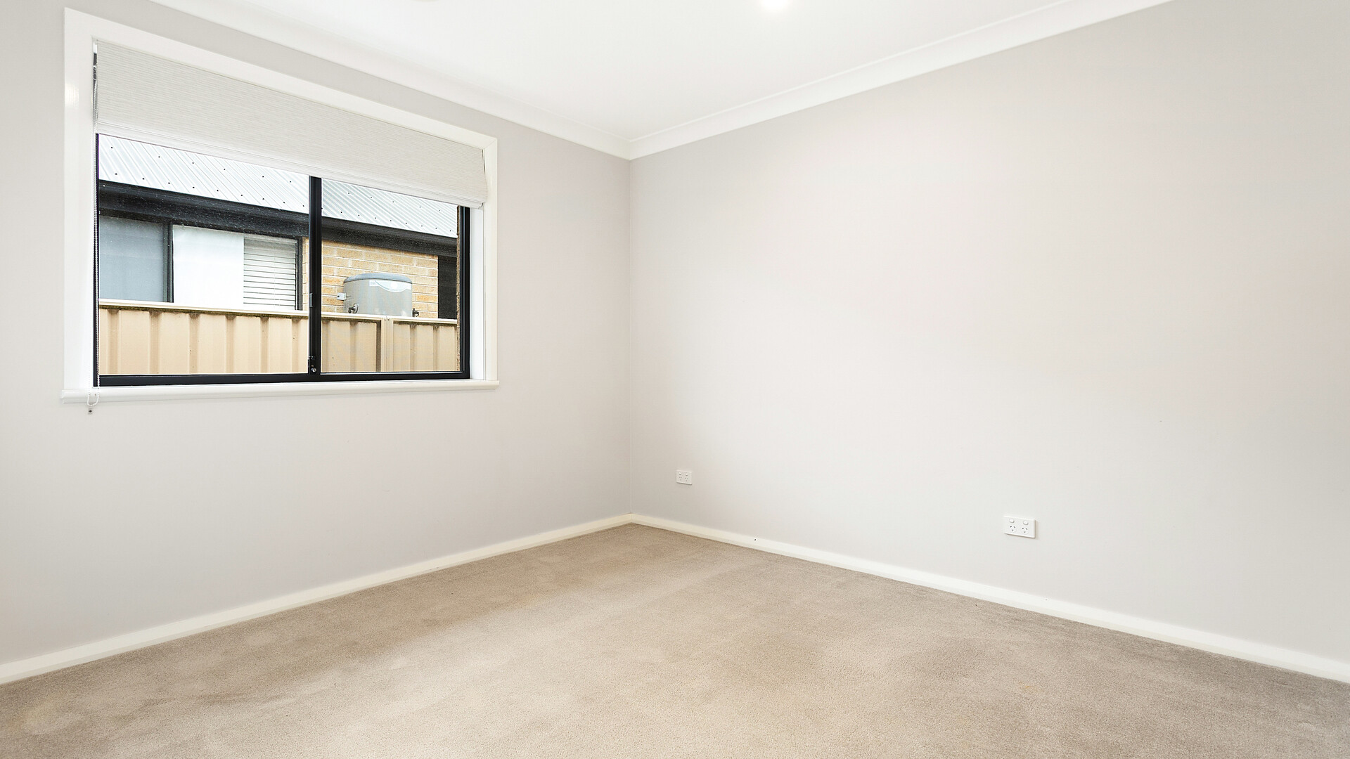 4 Johnston Crescent, Blayney NSW 2799 - photo 12