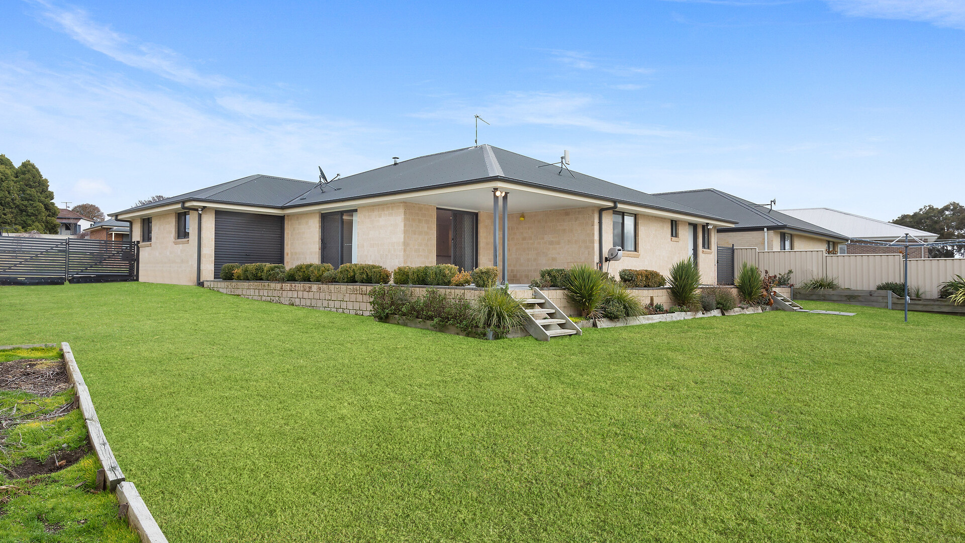 4 Johnston Crescent, Blayney NSW 2799 - McGrath Central West