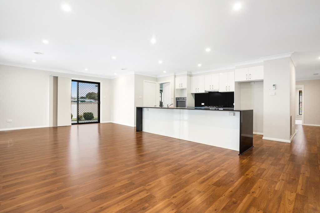 4 Johnston Crescent, Blayney NSW 2799 - photo 5