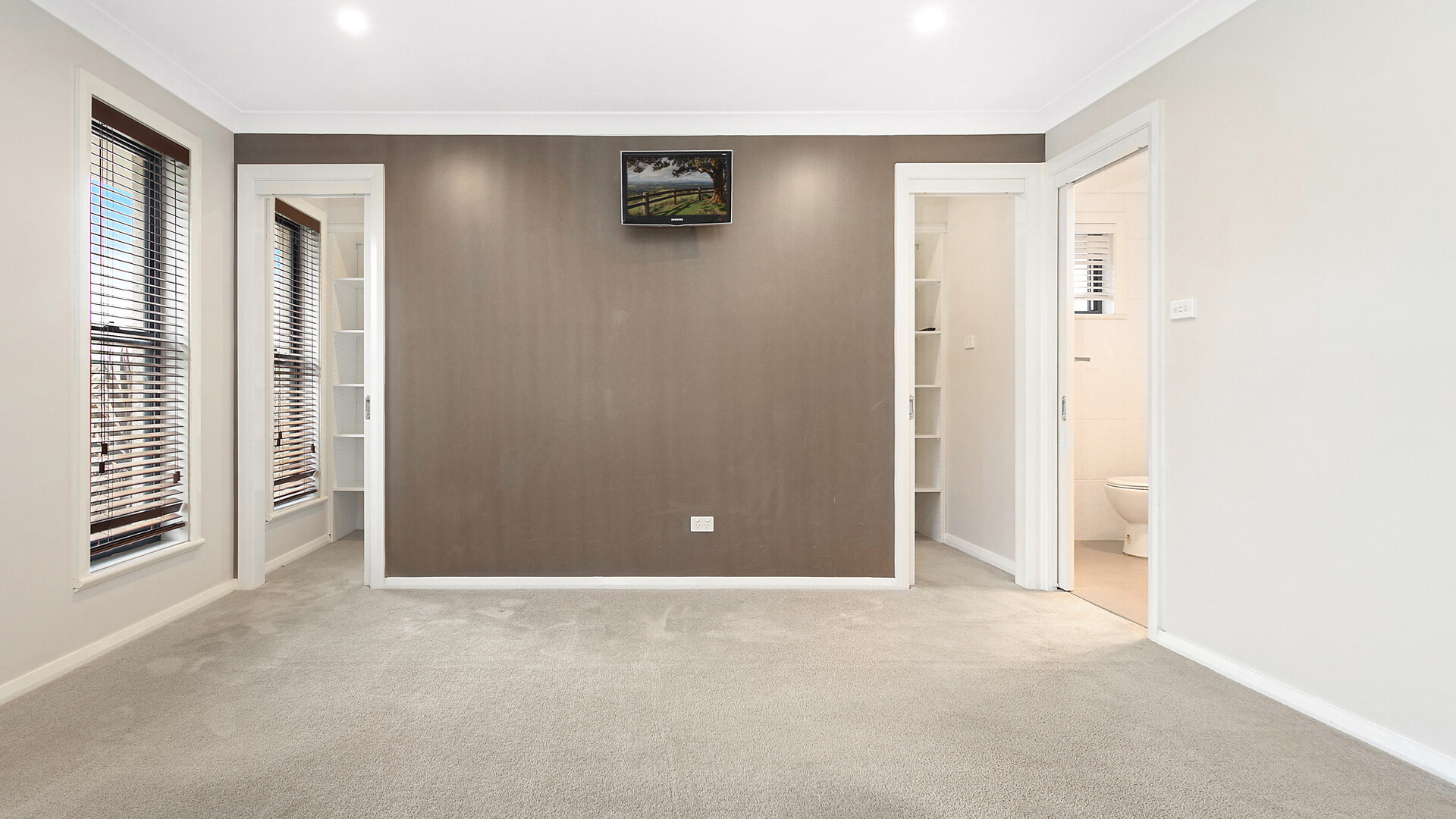 4 Johnston Crescent, Blayney NSW 2799 - photo 8