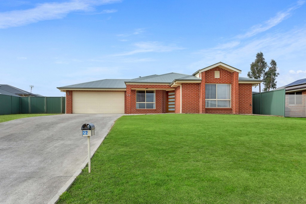 22 Blaxland Drive, Llanarth NSW 2795 - photo 2