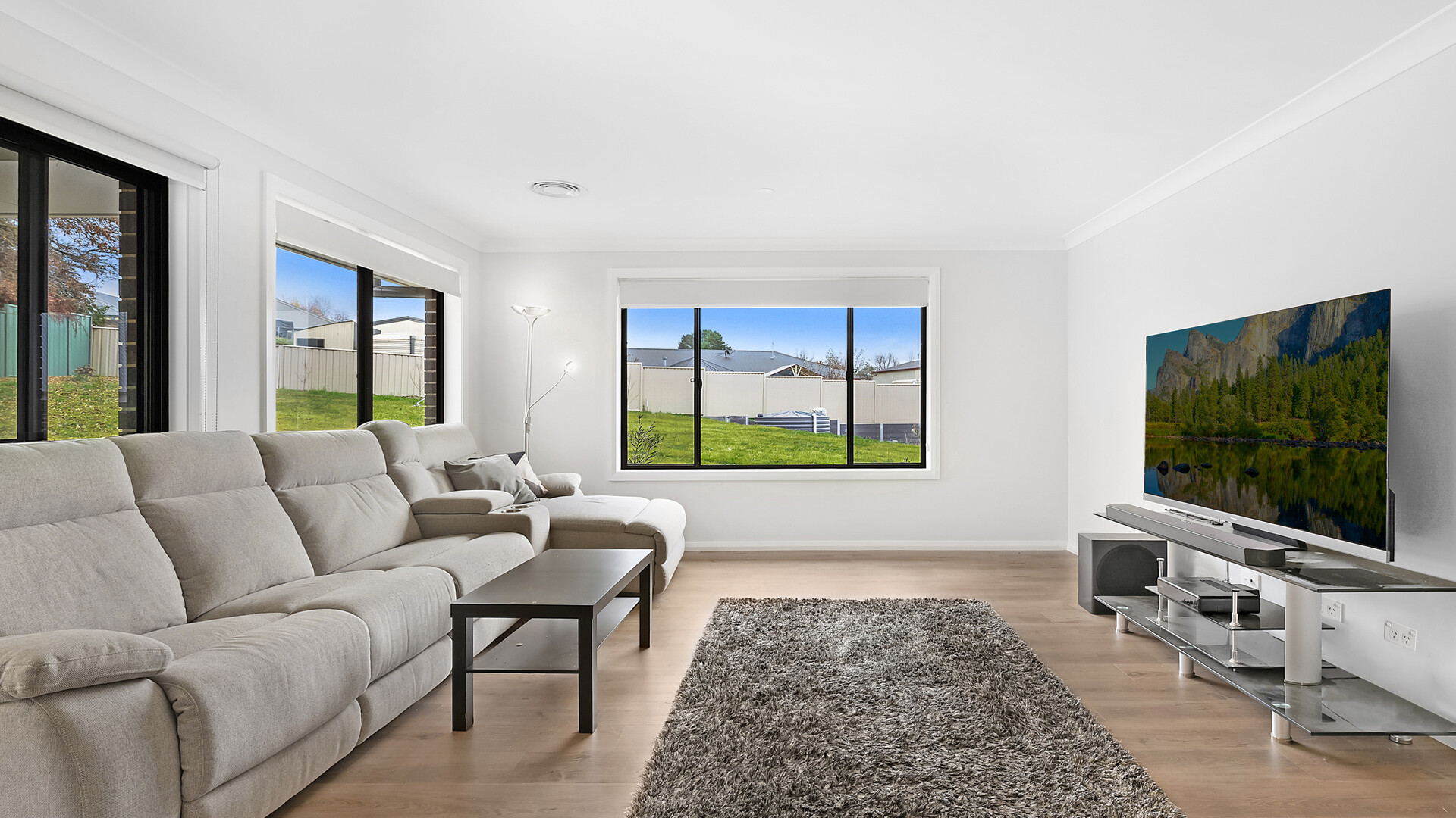 2 Streatfeild Close, Blayney NSW 2799 - photo 4