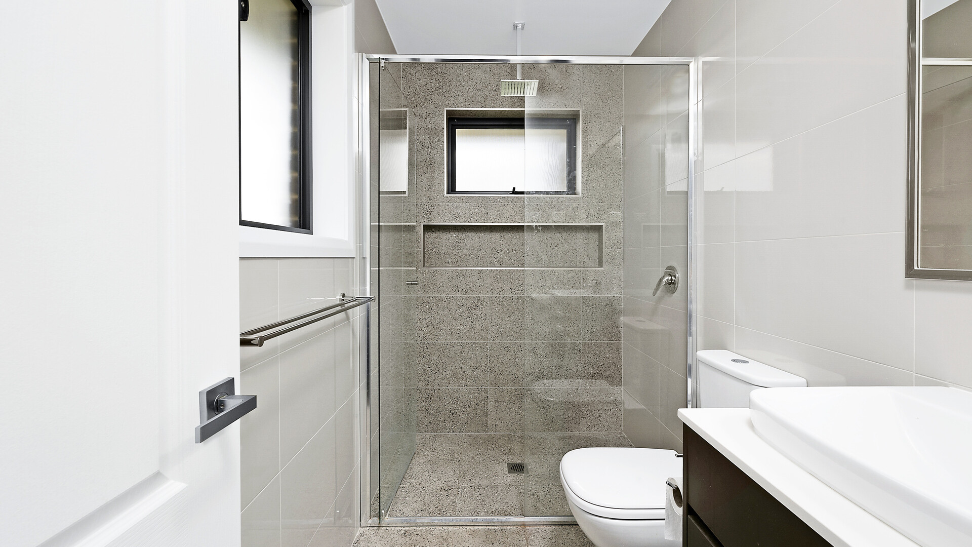 2 Streatfeild Close, Blayney NSW 2799 - photo 7