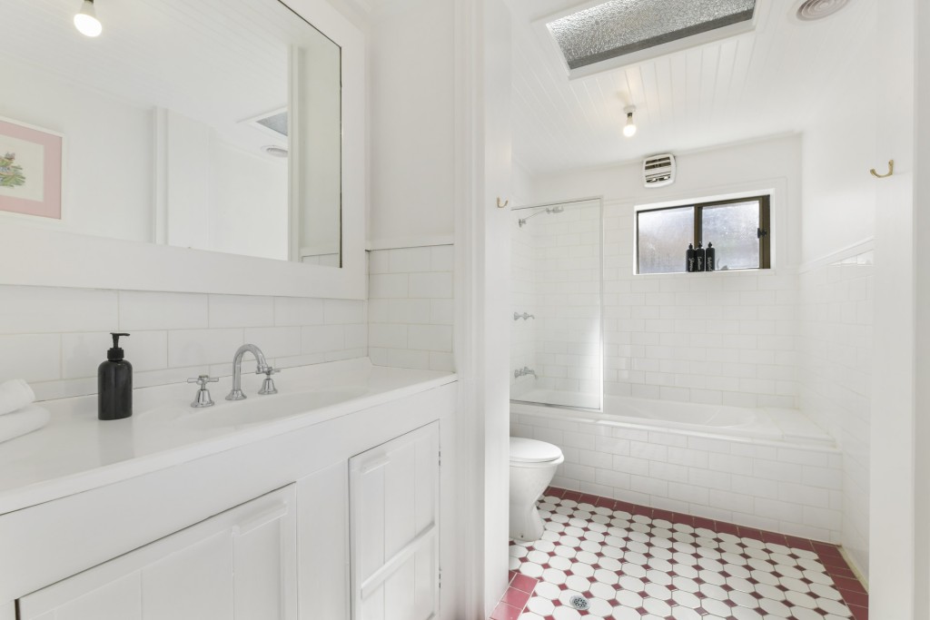 105 Clinton Street, Orange NSW 2800 - photo 11