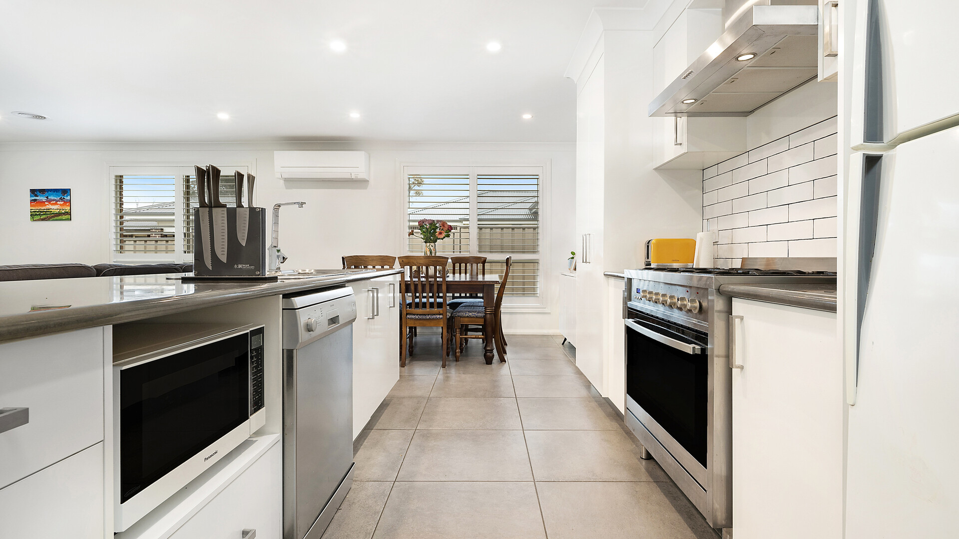26 Emmaville Street, Orange NSW 2800 - photo 4