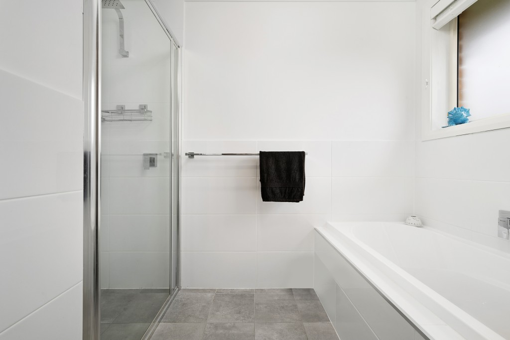 26 Emmaville Street, Orange NSW 2800 - photo 8