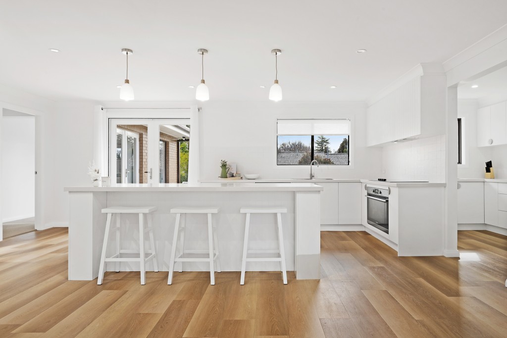 7 Binnari Avenue, Orange NSW 2800 - photo 2