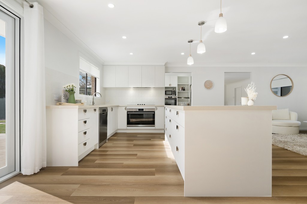 7 Binnari Avenue, Orange NSW 2800 - photo 3