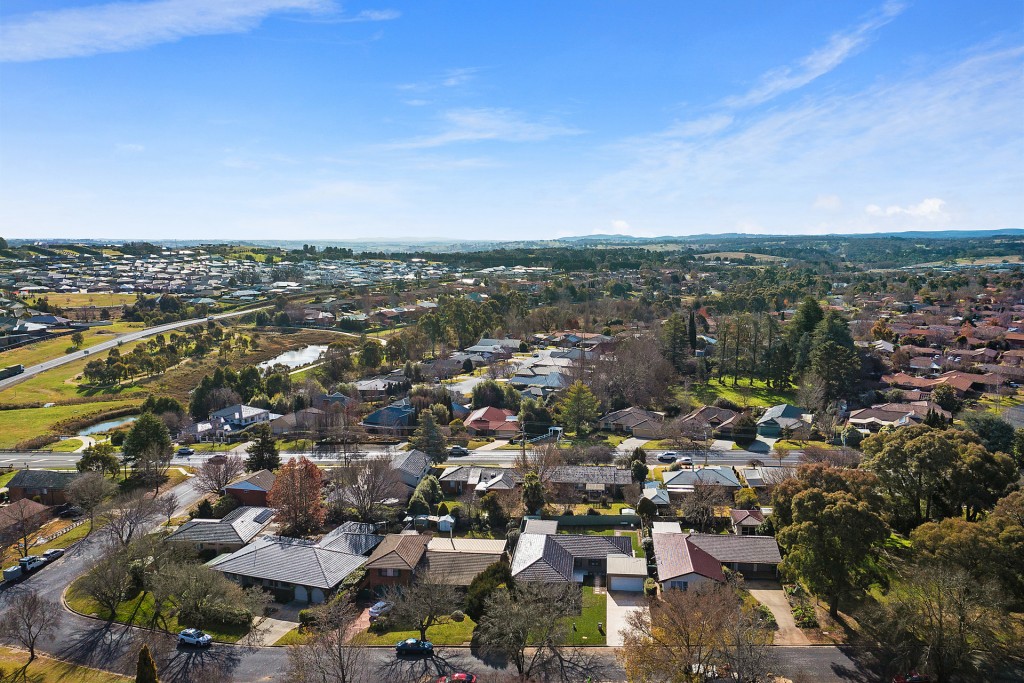 7 Binnari Avenue, Orange NSW 2800 - photo 22