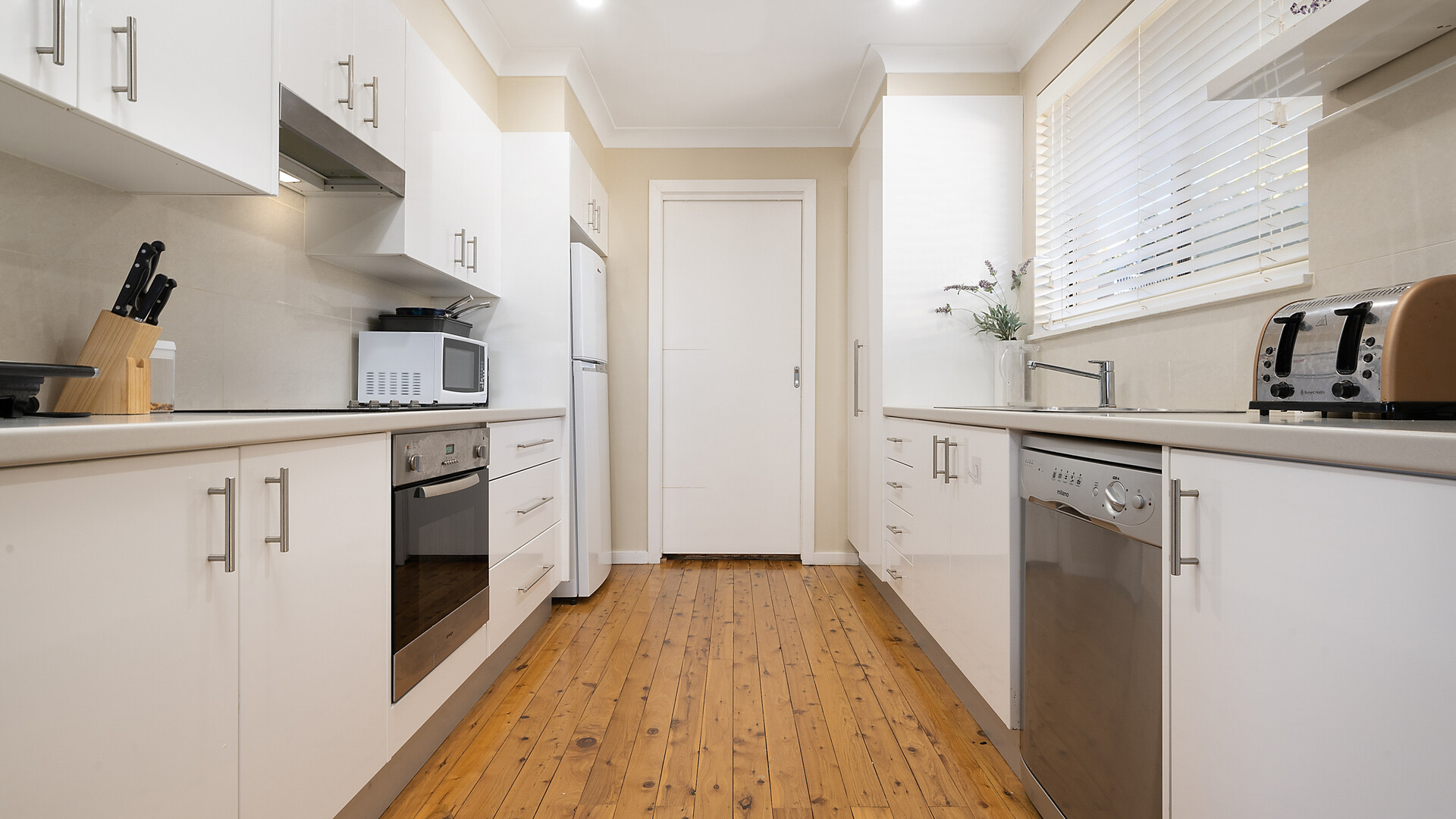 2 Prunus Avenue, Orange NSW 2800 - photo 2
