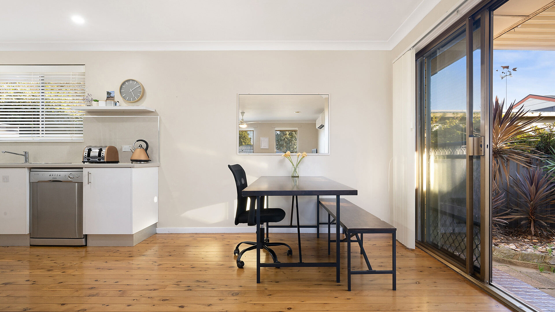 2 Prunus Avenue, Orange NSW 2800 - photo 7
