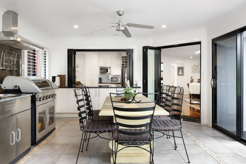 7 Stirling Avenue, Orange NSW 2800 - photo 4