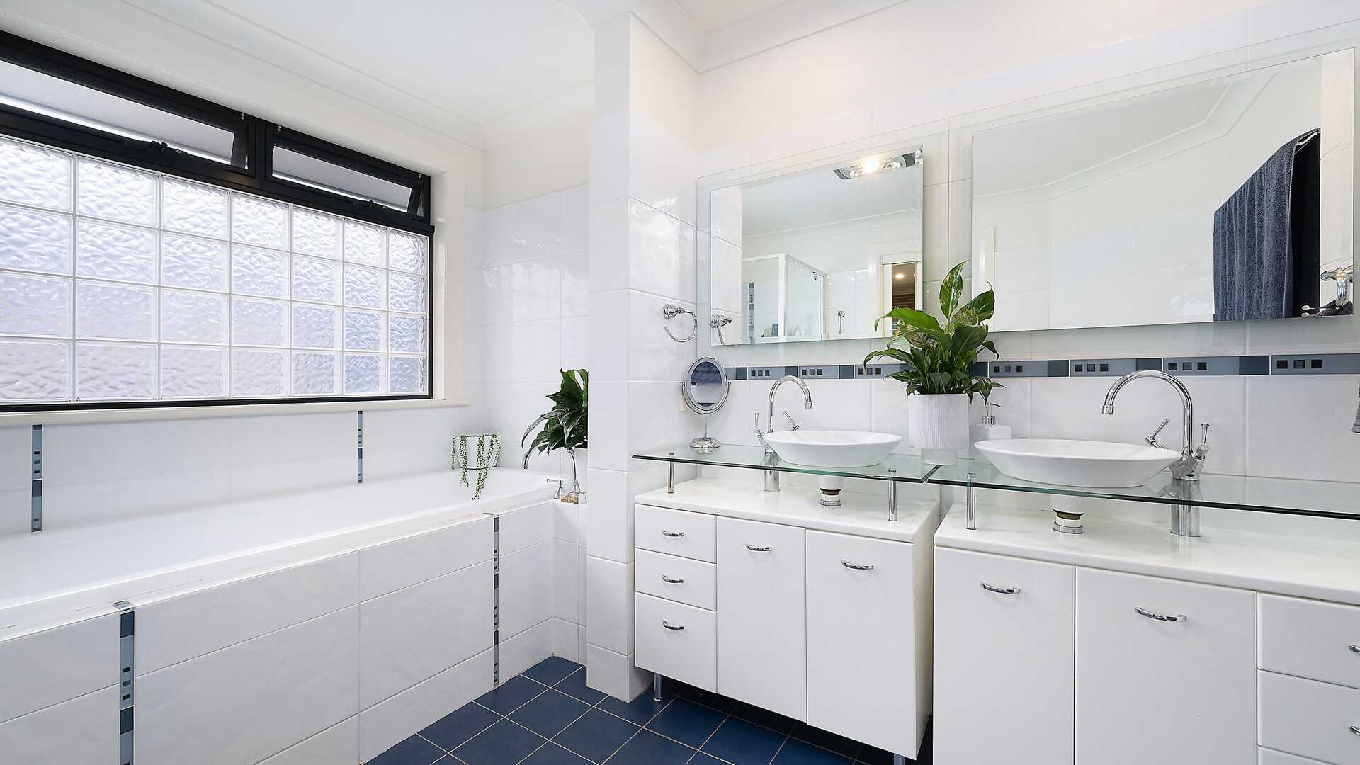 7 Stirling Avenue, Orange NSW 2800 - photo 10