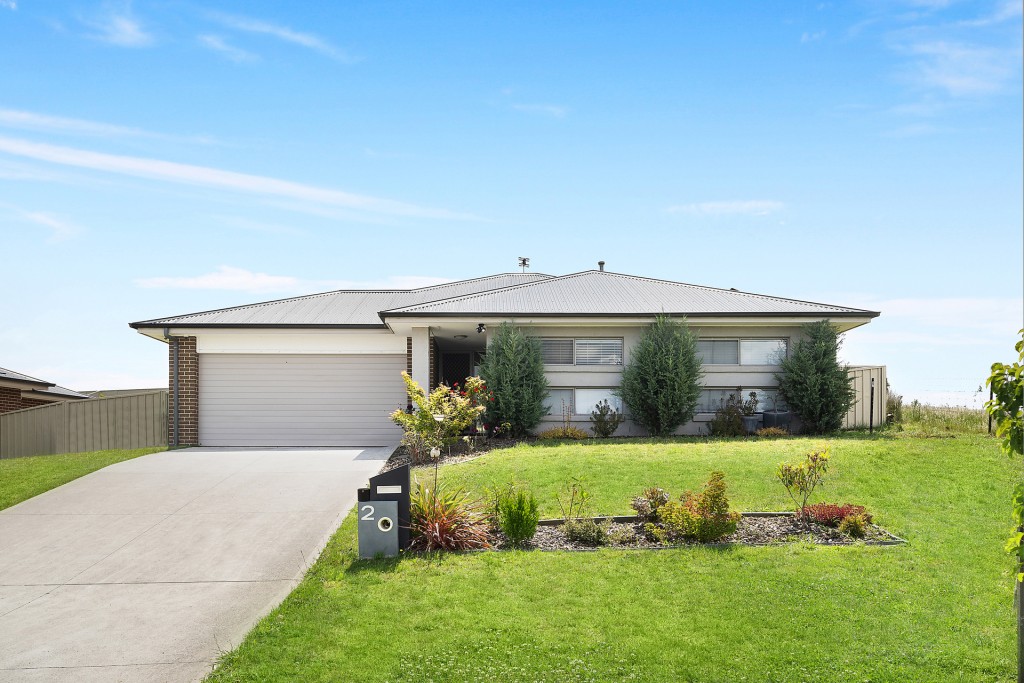 2 Sullivan Circuit, Orange NSW 2800 - McGrath Central West