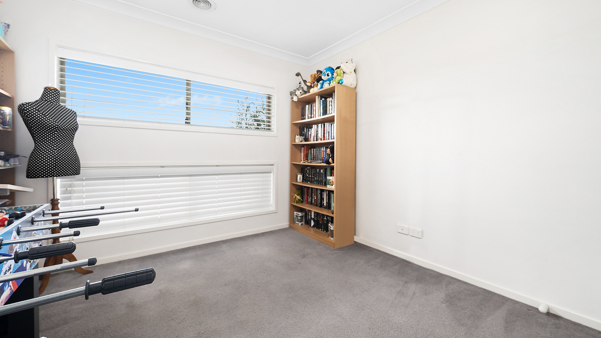 2 Sullivan Circuit, Orange NSW 2800 - photo 12