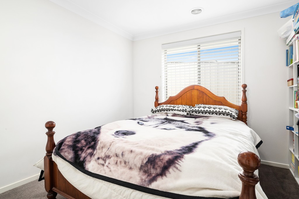 2 Sullivan Circuit, Orange NSW 2800 - photo 10