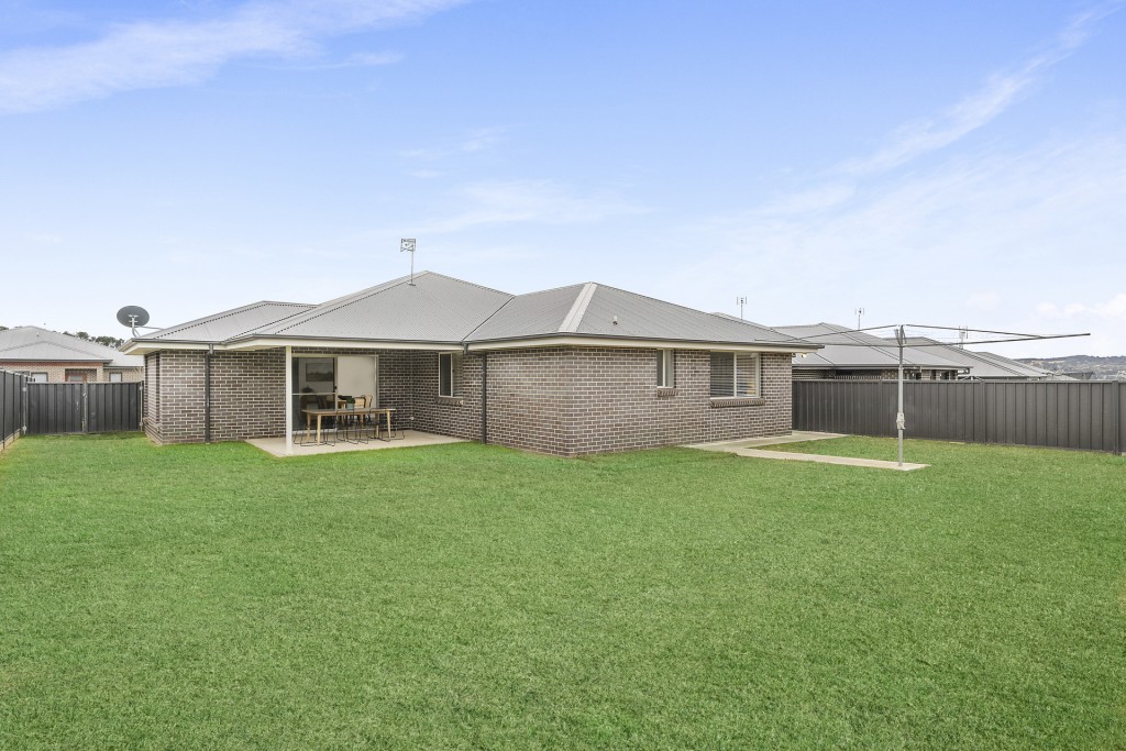 22 Scarborough Street, Orange NSW 2800 - photo 13