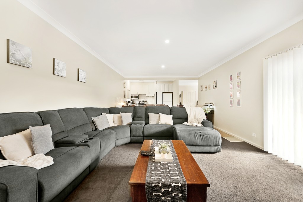 28 Kearneys Drive, Orange NSW 2800 - photo 2