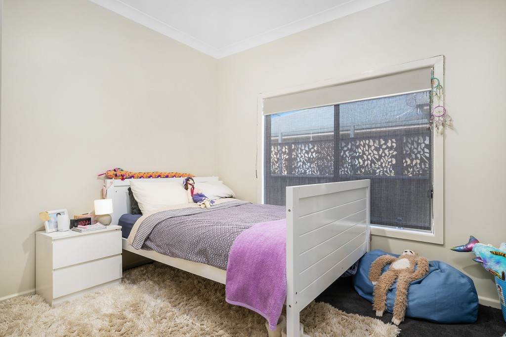 28 Kearneys Drive, Orange NSW 2800 - photo 8