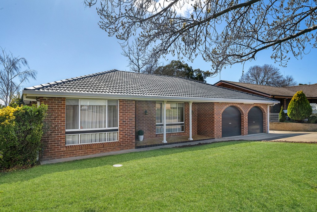 27 Namatjira Crescent, Orange NSW 2800 - McGrath Central West