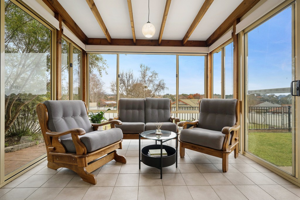 15 Turner Crescent, Orange NSW 2800 - photo 3