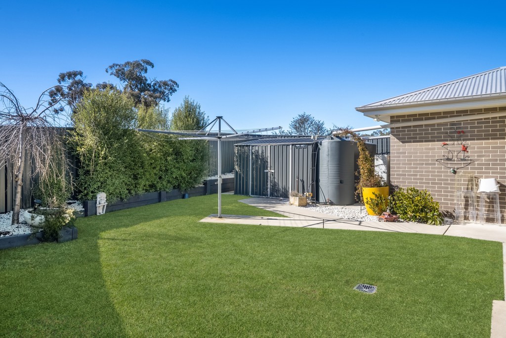 25 Haywood Drive, Orange NSW 2800 - photo 14